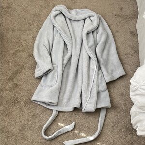 Victoria's Secret Soft Gray Fleece Robe
